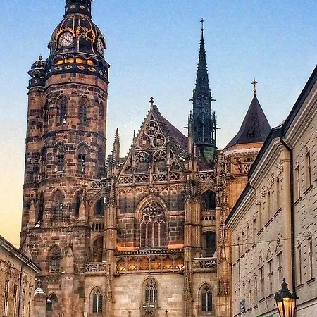 Ar Casalux Кошице