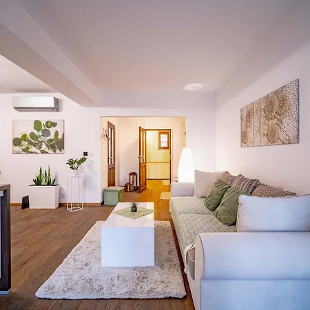 Ar Casalux Апартаменты *