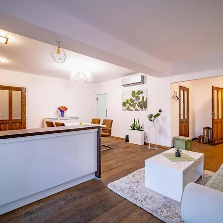 Ar Casalux Кошице