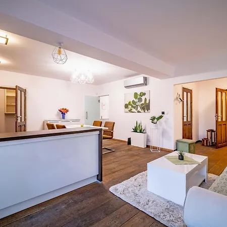 Apartment Ar Casalux *