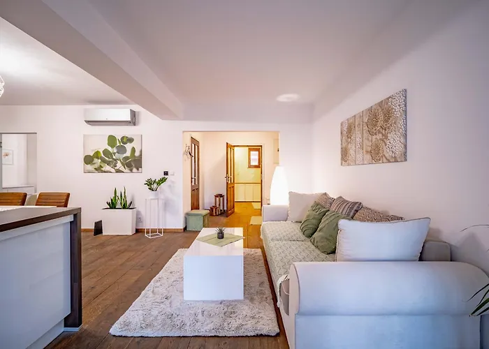 Ar Casalux Apartman *